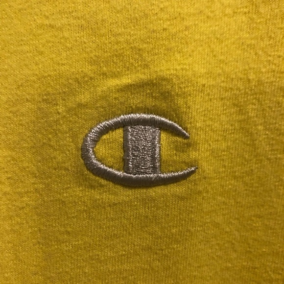 Champion embroidered Logo Bright yellow shirt - Picture 3 of 5